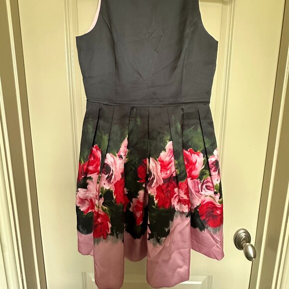 Tahari Dress, 10, Female, Black/Floral - Picture 3 of 3